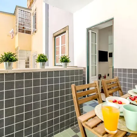 Olarias Terrace Apartment *